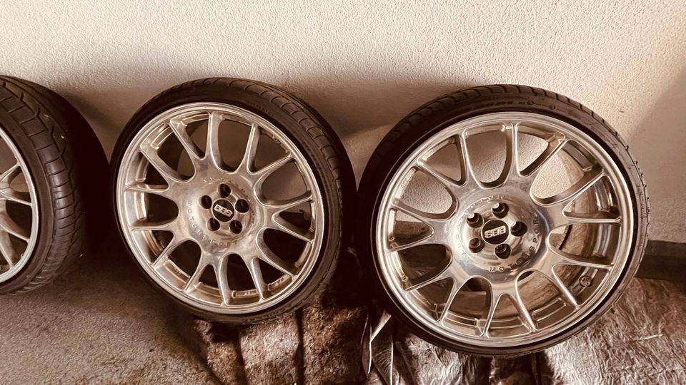 BBS CH Felgen in 4x 8,5x19 Zoll mit 225/35/19 Achilles ATR Sport in Römerberg