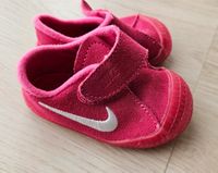 Baby Nike Schuhe erstes Laufen Laufversuche 6 - 12 Monate Gr 18,5 Hessen - Erzhausen Vorschau