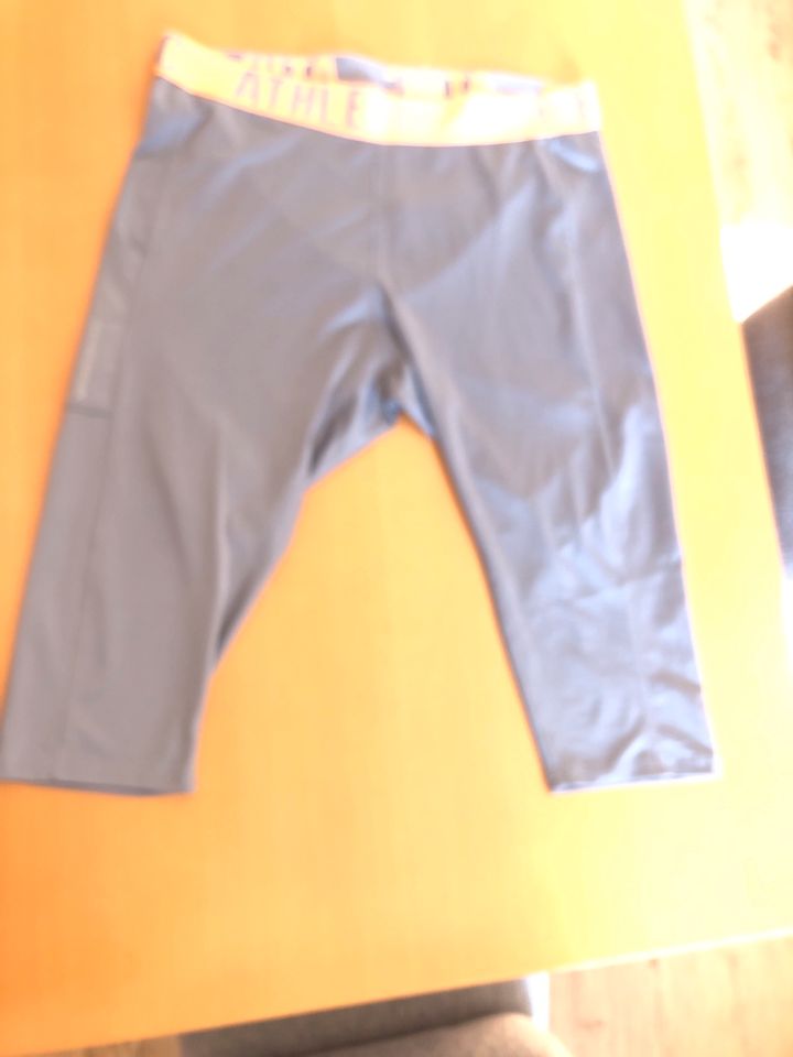 2 Capri Sport Leggings von Ergee in Größe 48 in Oldenburg