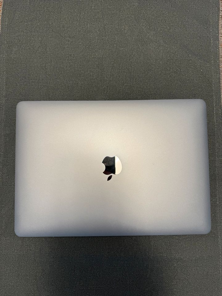 MacBook Pro 13 2019 in Ubstadt-Weiher