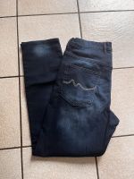 Jeans super soft v H&M Gr 170 neu Bayern - Baar-Ebenhausen Vorschau