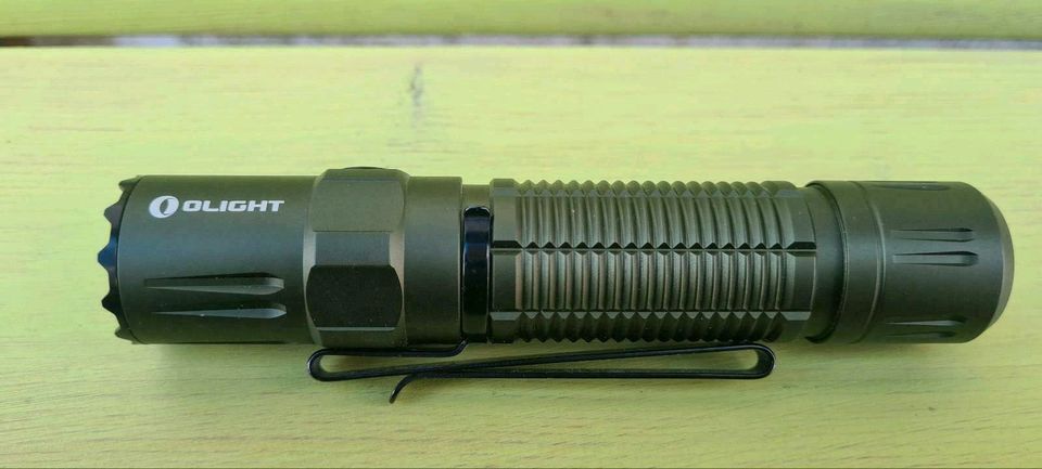 Olight M2R OD Green - Vitrinenmodell - sehr selten in Essenbach