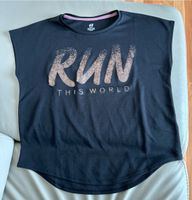 Neu H&M Sportshirt T-Shirt Run Top 158-164 schwarz Hessen - Frankenberg (Eder) Vorschau