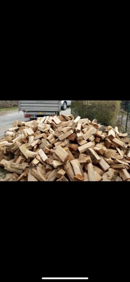 Brennholz ofenfertig - Lieferung möglich! / Kaminholz / Holz in Geslau