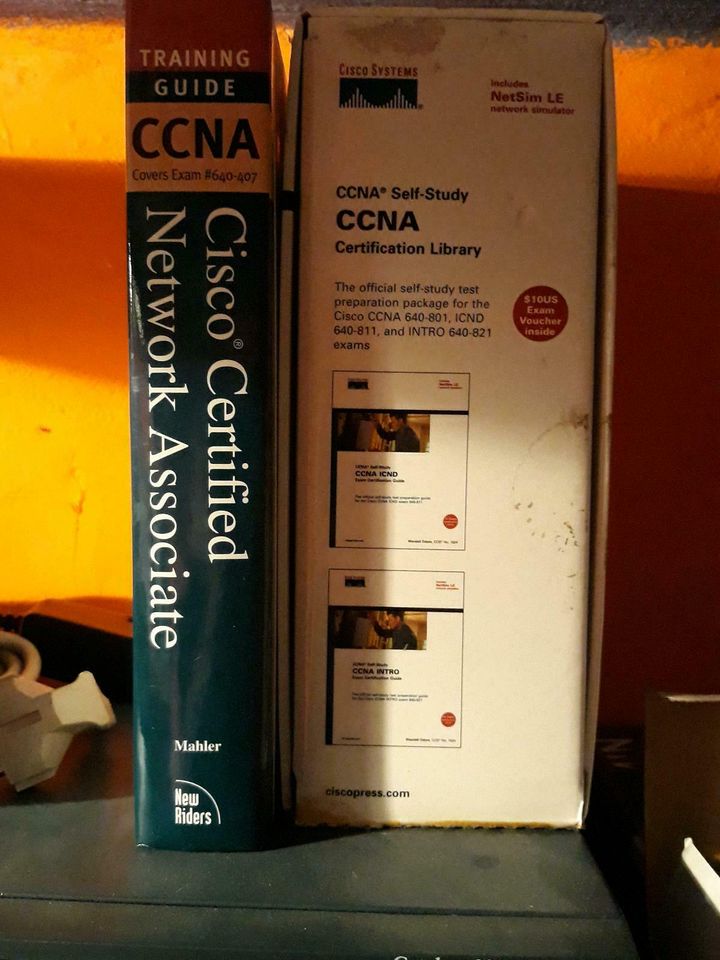 CCNA Cisco Set, 1 Nullmodemkabel, top Gelegenheit, Netzwerk, 19" in Bad Breisig 