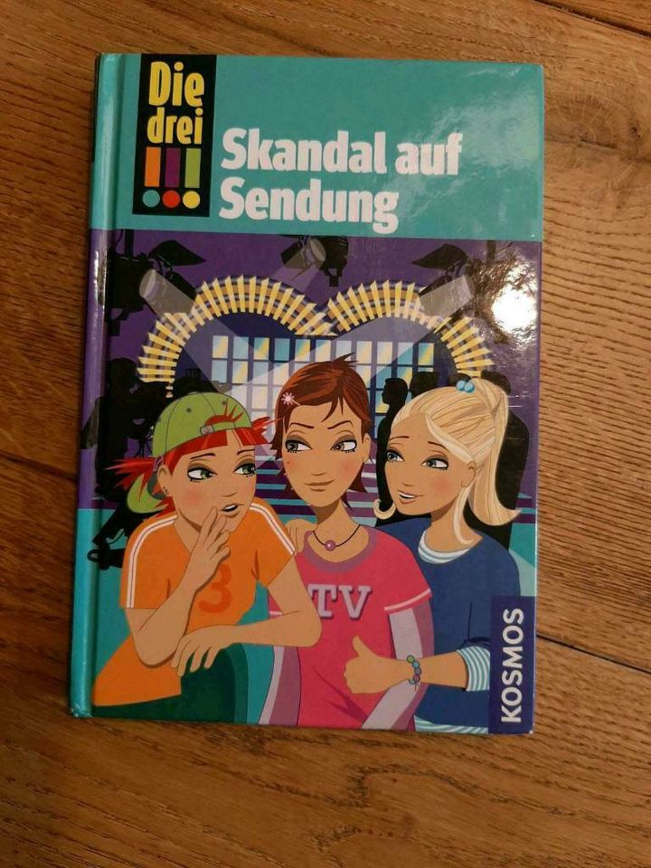 2 Bücher 'Die drei !!! Ausrufezeichen" Skandal auf... neuwert in Walchum