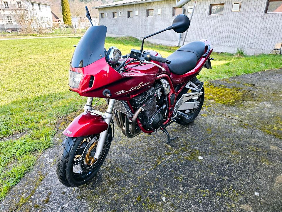 Suzuki Bandit S1200 GV 75A in Deggenhausertal