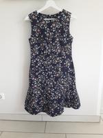 Kleid mit hübschen Blumenmuster Schleswig-Holstein - Schiphorst Vorschau