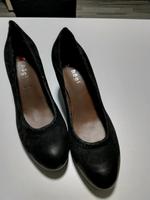 Högl Pumps schwarz Nordrhein-Westfalen - Hagen Vorschau