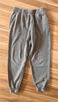 Nike Jogger Gr 146/152/158 relax Jogginghose Schleswig-Holstein - Glinde Vorschau