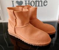 UGG W Classic Unlined Mini Perf Stiefeletten Gr. 38 NEU & OVP Berlin - Spandau Vorschau