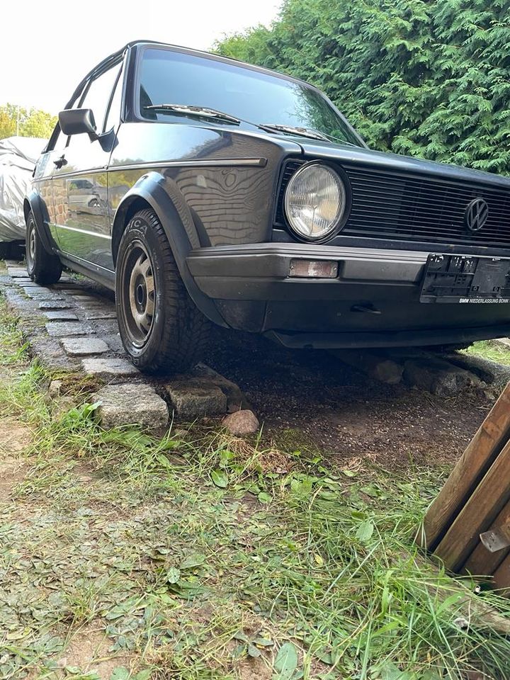 VW Golf 1 Cabrio (Erdbeerkörbchen) in Zinndorf