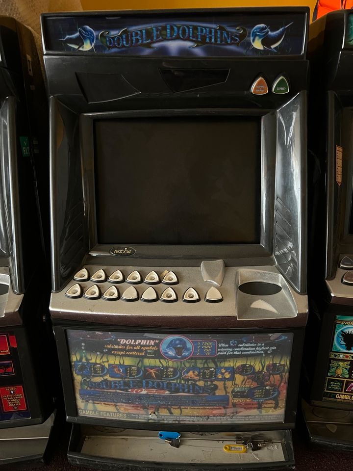Aristocrat Geldspielgerät Spielautomat  MK6 in Hamburg
