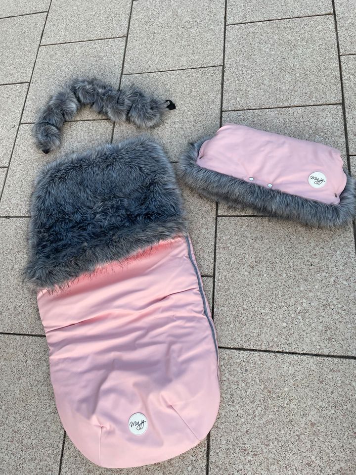 Kinderwagen Winter Set/ Muff/ Wintersack/ Fußsack in Eschborn