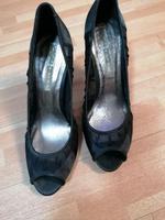 Buffalo Peep toe High Heels NEU schwarz 10 cm Absatz Nordrhein-Westfalen - Leverkusen Vorschau