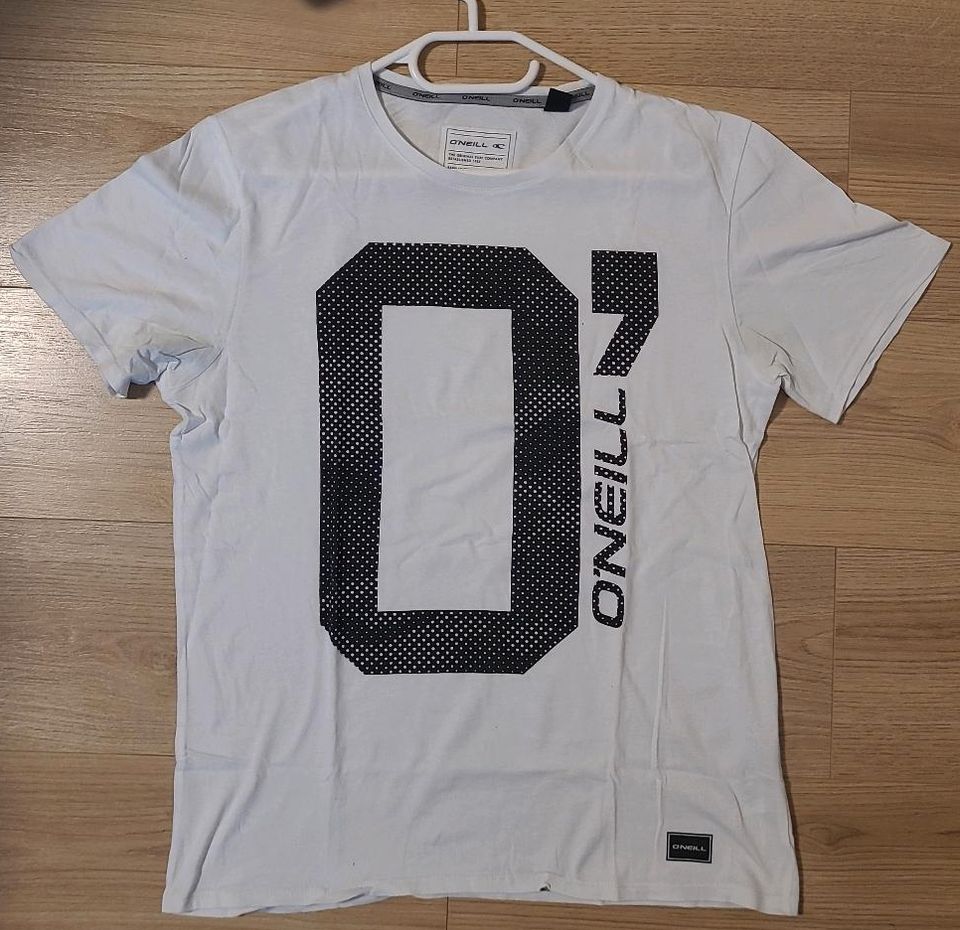 T-Shirt - O'Neill - Größe M - weiß in Hohenfinow