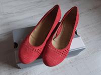 Keilpumps Pumps rot wie NEU Gr. 42 echtes Leder OVP !! Bayern - Altusried Vorschau