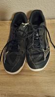 Mizuno Turnschuhe / Sportschuhe Gr. 42 schwarz Nordrhein-Westfalen - Hille Vorschau