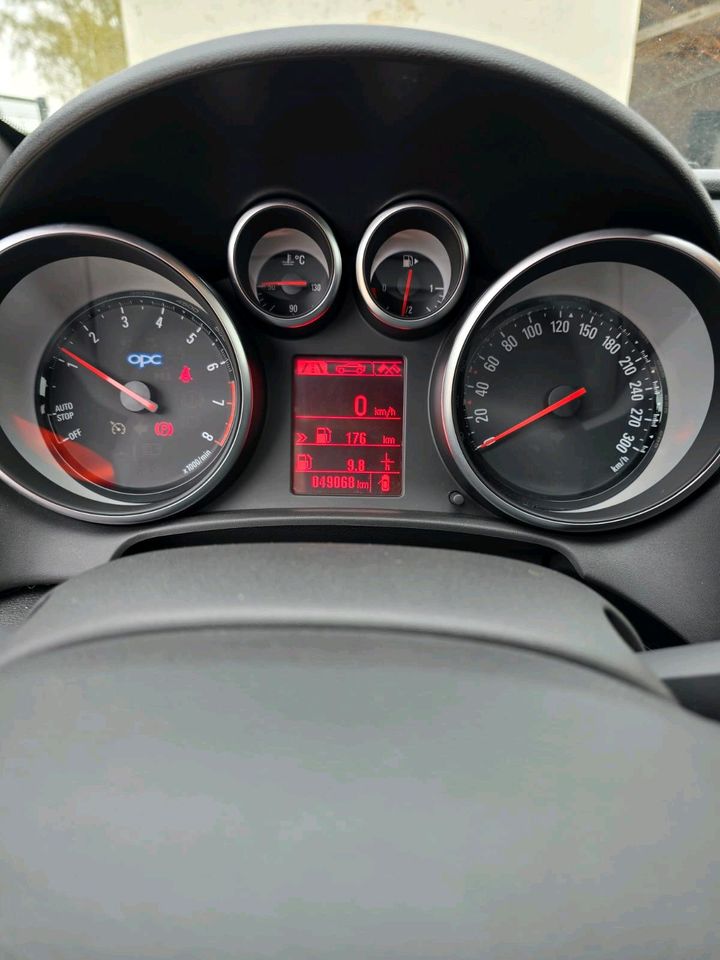 ++ Opel Astra J GTC OPC nur 49068km in Frontenhausen