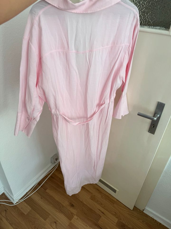 Kleid Zara rosa Rosé Xl Blusenkleid in Hannover