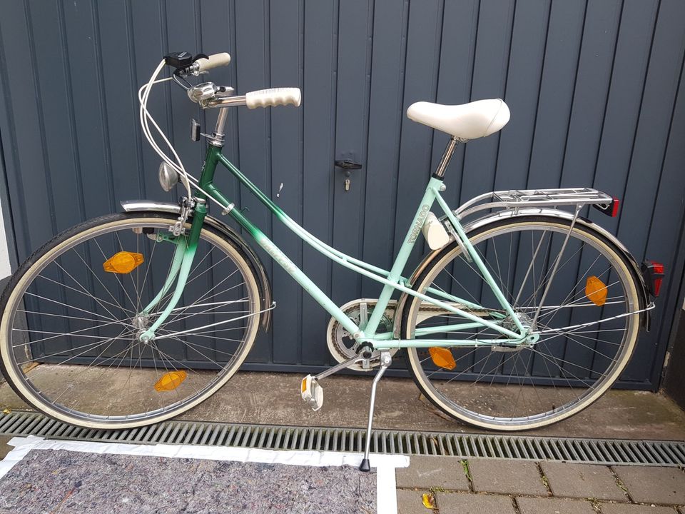 Retro Damen Fahrrad Tornado Calypso 28 Zoll mint grün in Illingen