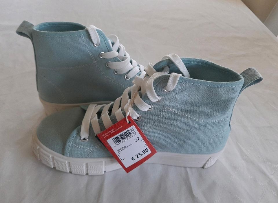 Stylische hellblaue knöchelhohe Sneaker **NEU! in Hessen - Hanau | eBay  Kleinanzeigen ist jetzt Kleinanzeigen