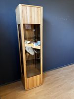 Wöstmann Vitrine Schrank Kernbuche massiv UVP 1579 € - 4462 Nordrhein-Westfalen - Bad Driburg Vorschau