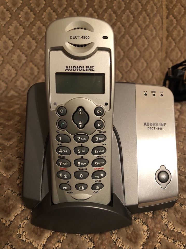 Audioline DECT 4800 Telefon mit Anrufbeantworter in Remscheid