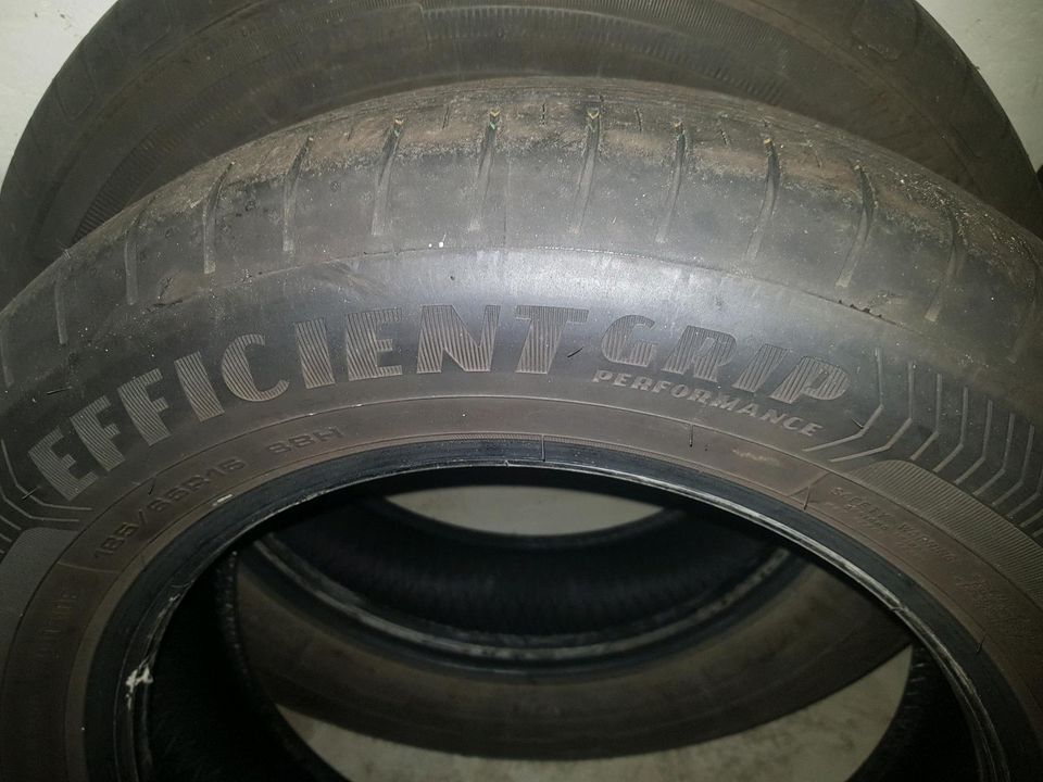 Goodyear Efficient Grip Performance 185/65R15 88H in Duisburg