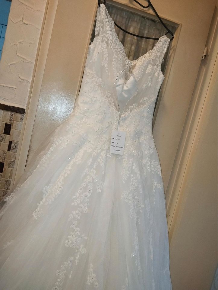 Brautkleid, Hochzeitskleid gr 38, neu in Helmbrechts