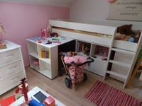 Kinderbett mit Schreibtisch,Schränken-Hochbett neuwertig NP 750€ Bayern - Stötten Vorschau