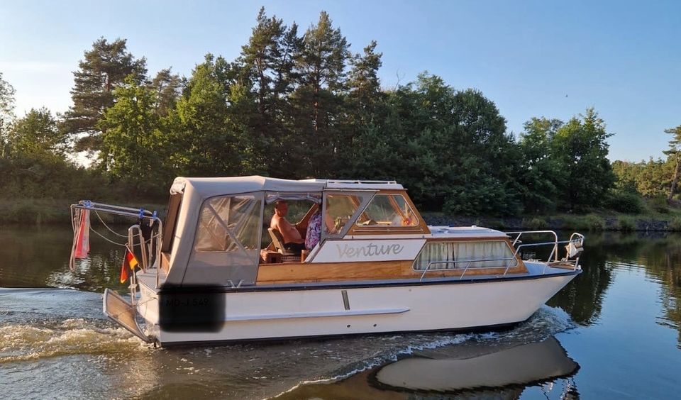 Motorboot - Stahlboot Ernst Riss in Burg