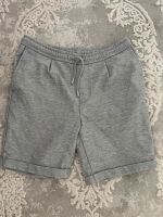 Zara Kurze Short Berlin - Britz Vorschau