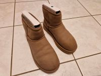 UGGs Classic Mini II Boots Gr. 40 / 9 Caribou hellbraun taupe Nordrhein-Westfalen - Lohmar Vorschau