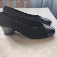 Pumps Wildleder+Leder Gr. 5 1/2 neu Hannover - Nord Vorschau
