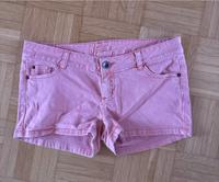 Shorts Tom Tailor Shorts Gr. 29, rot München - Bogenhausen Vorschau