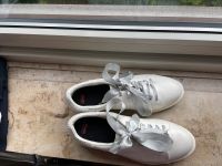 Sneakers mit Strass - Bata - 40 München - Schwabing-West Vorschau