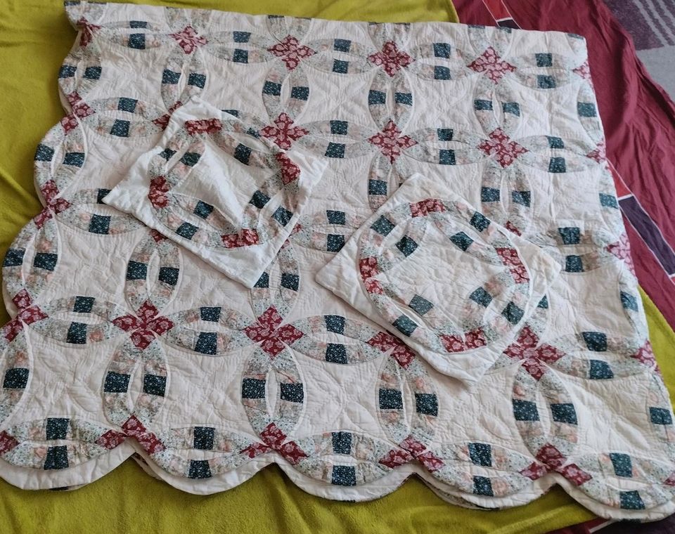 XXXL Tagesdecke/ Bett Überzieher mit 2kl. Kissen in Thüringen -  Sondershausen | Heimtextilien gebraucht kaufen | eBay Kleinanzeigen ist  jetzt Kleinanzeigen