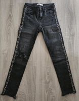 Skinny Ripped Jeans von Zara in Größe XS, Neuwertig Baden-Württemberg - Sulz Vorschau