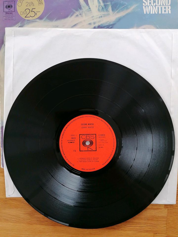 2 Schallplatte,Doppel LP,vinyl "Johnny Winter - SECOND WINTER" in Saarbrücken