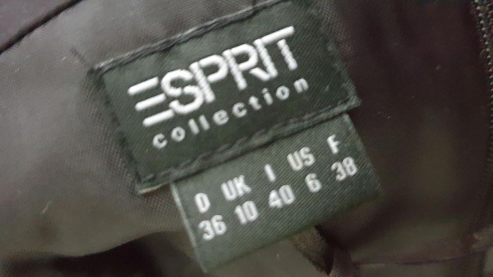 Festliches Kleid mit schönen Raffungen von ESPRIT Collection in Scharnebeck