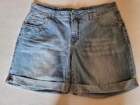 Leichte Jeansshorts Gr. 40/42 Bayern - Kleinwallstadt Vorschau