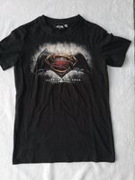 BATMAN SUPERMAN- T-Shirt, schwarz 134/140, top Zustand!  BATMAN Baden-Württemberg - Gerlingen Vorschau