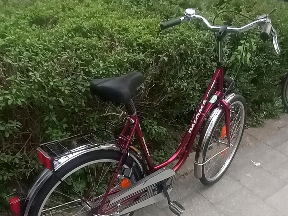 Frauen Fahrrad in Augsburg