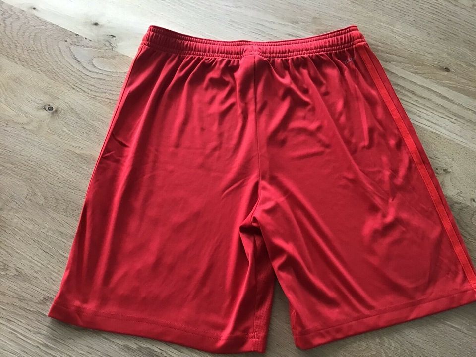 Bayern Trikot und Hose in Marxzell