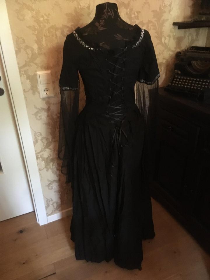 Kleid Gothic Mittelalter schwarz Cosplay Fantasy Larp Vampir in Leipzig