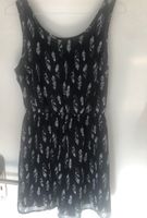 Schwarzes Sommerkleid mit weißen Federn H&M Nordrhein-Westfalen - Mülheim (Ruhr) Vorschau