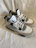 Air Jordan 4 Retro Military weiß/neutral grey/schwarz Bayern - Kranzberg Vorschau