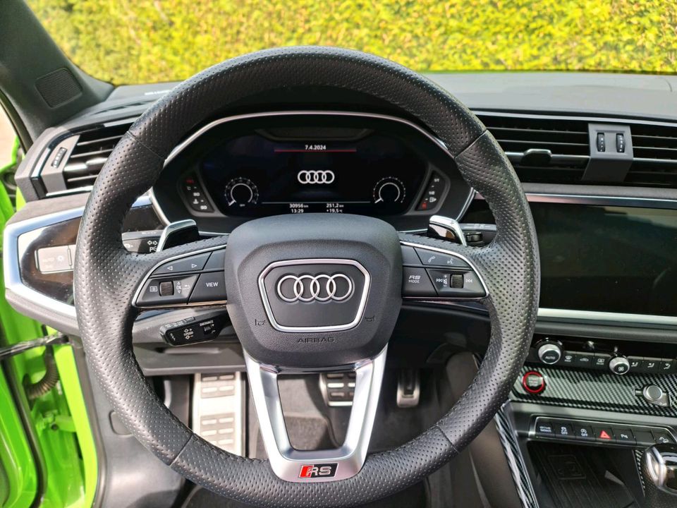 Audi RS Q3 Sportback mit Werksanschlussgarantie in Burg Stargard