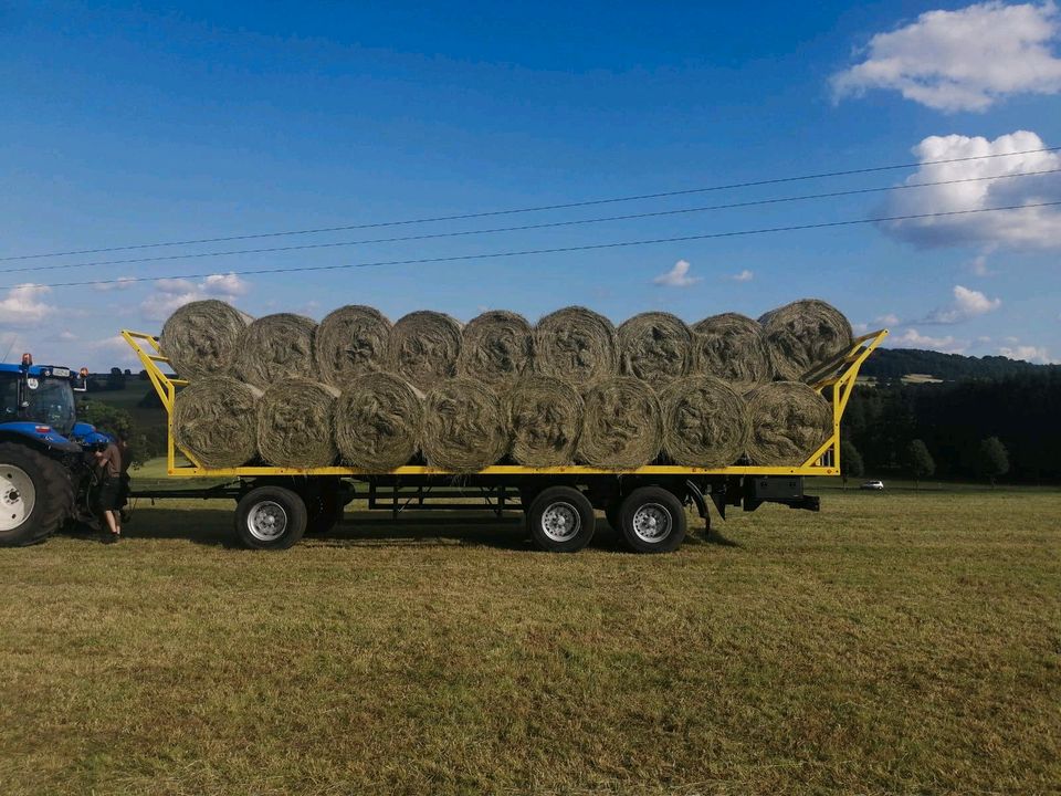 Ballenwagen Strohanhänger Kartoffelkisten Plattform Tinyhouse in Wesselburen